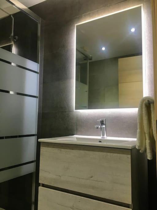 Villa New! Renovated House With Terrace In Cambrils Exterior foto