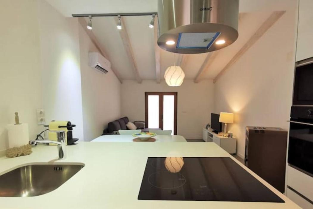 Villa New! Renovated House With Terrace In Cambrils Exterior foto
